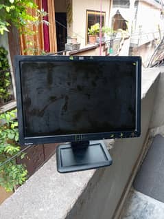 19 inch HP monitor for sale neat and clean