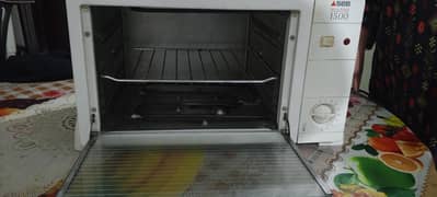 Oven.