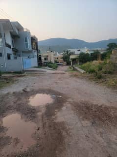 7 Marla Residential Plot Available For Sale in Shah Allah Ditta Islamabad.