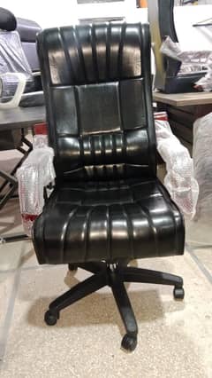 Black Boss Chair ( cash on delivery all over Pakistan)