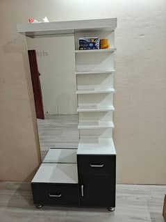 Dressing Table. . Brand New