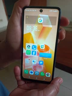 Hot 40i 8+8/256