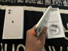 iphone 11 128 PTA Approved 03421535419Watsapp