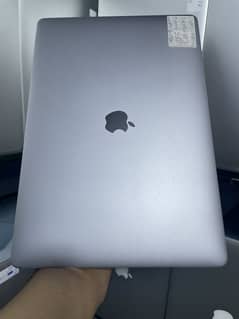 MacBook 2019pro Core i9 32GB RAM 512GB Nvme 4GB GRAPHICS 15inch Laptop