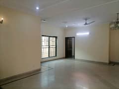 Johar Town House Sized 1 Kanal