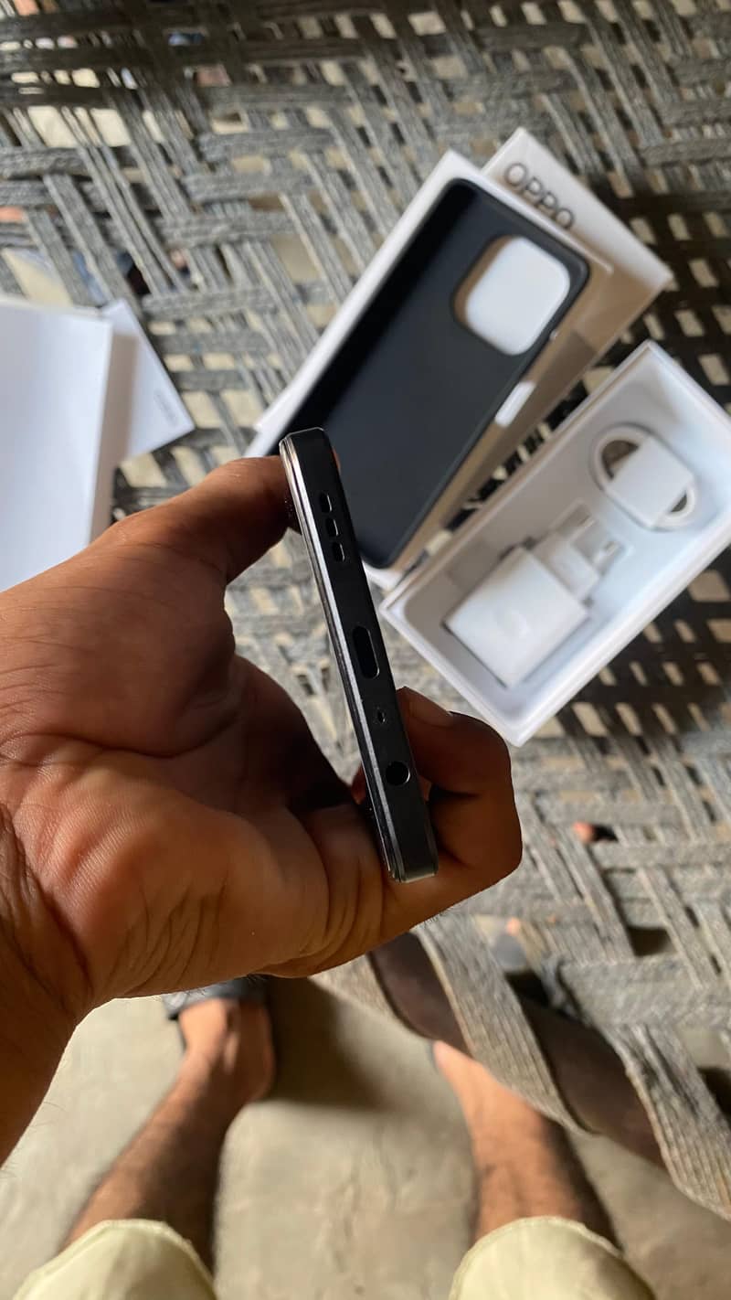 Oppo A3 pta prove New condition 10/10 Box charger new no use 2