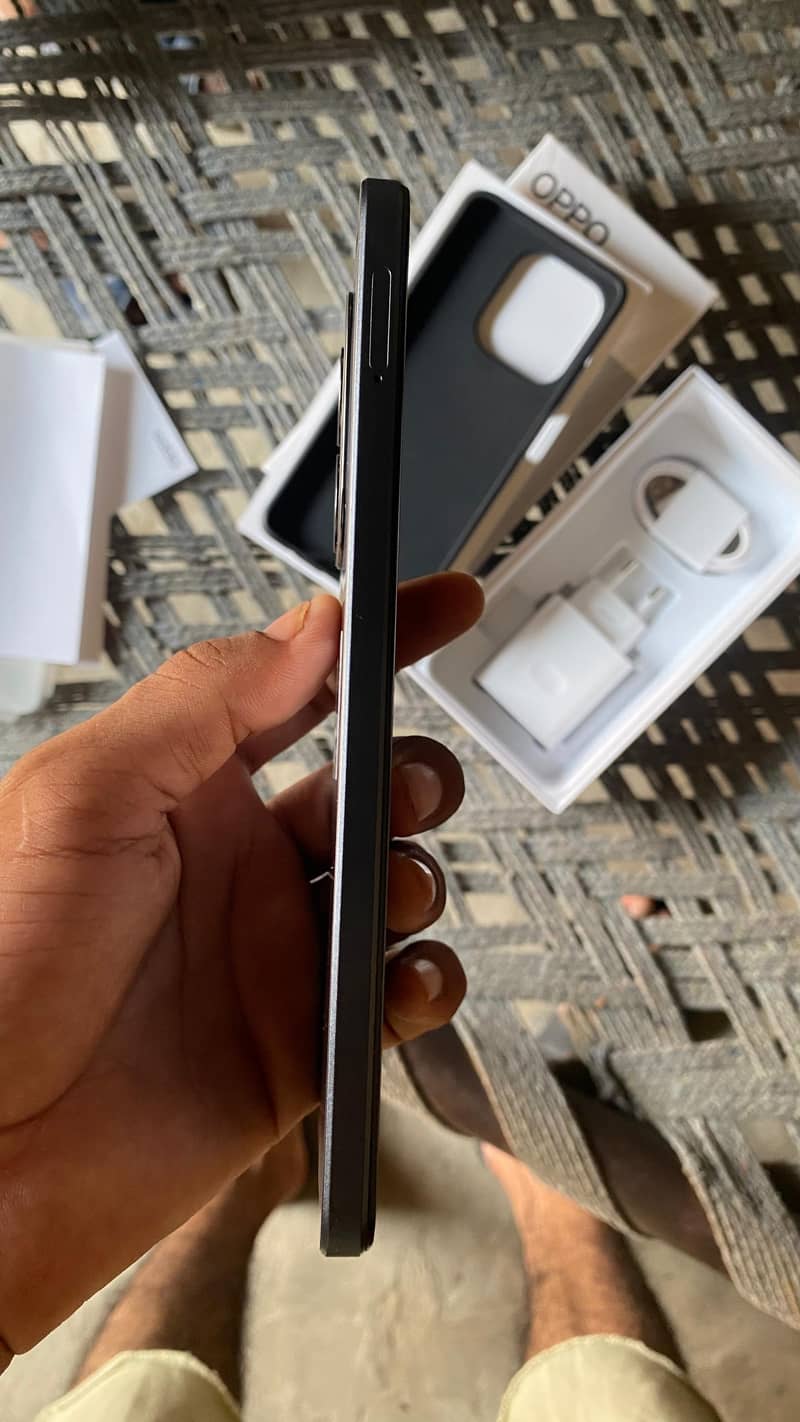 Oppo A3 pta prove New condition 10/10 Box charger new no use 4