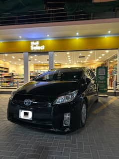 Toyota Prius S 1.8 L 2011 Black