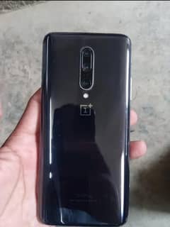oneplus 7 pro. 90 pubg. . makhan display hy . aquos sony say bhair hy cel