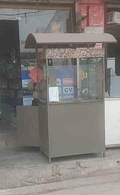 fries and samosa counter