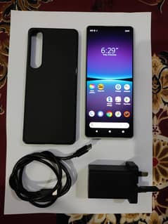 Sony Xperia 1 Mark IV 12-256 (non PTA)  Snapdragon 8 Gen 1 4