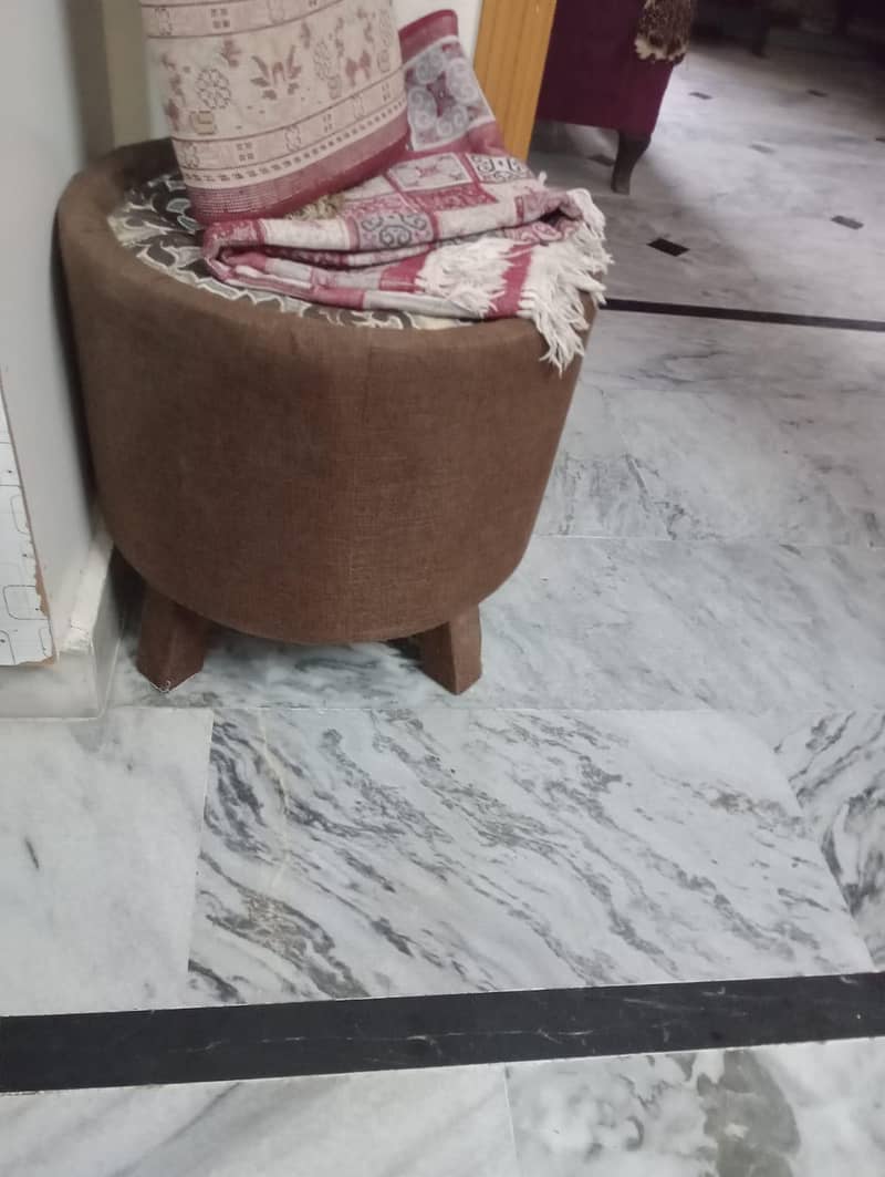 2 seater sofa set with tiny little table 2