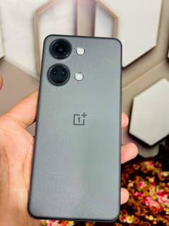 One plus Acc 2v Black