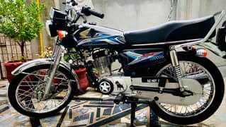 united 125