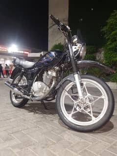 Suzuki GS 150 SE