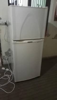 Medium Size Dawlance fridge
