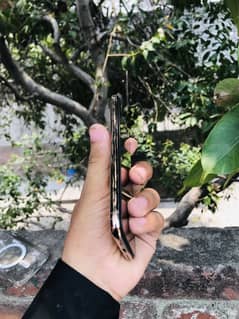 IPhone Xs GolD