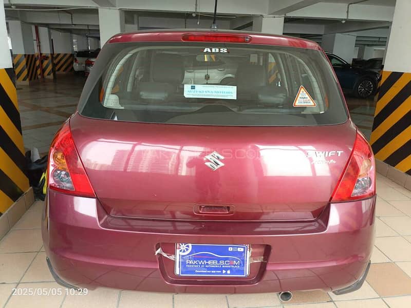 Suzuki Swift DLX Automatic 1.3 Navigation 2021 6