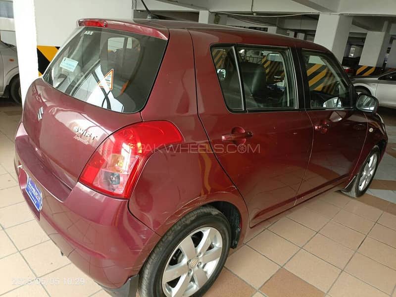 Suzuki Swift DLX Automatic 1.3 Navigation 2021 8