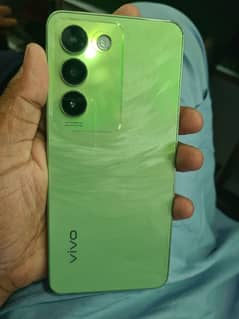 Y100 8GB 256GB with just box