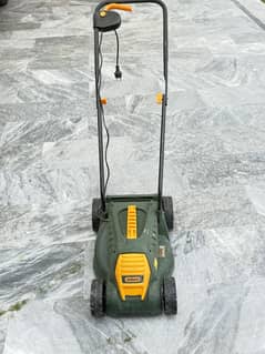 Electric Grass cutting Machine
