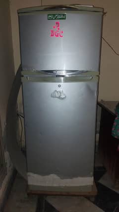 WAVES REFRIGERATOR