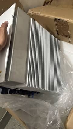 Brand new Fox solar