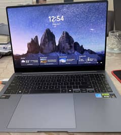 Samsung Galaxy Book 4 Ultra 16” 1 TB SSD