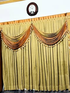 Valance Curtains With Swags and Tails