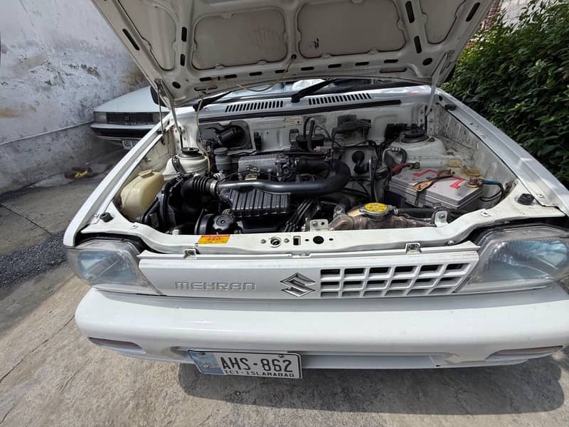 2018 model mehran vx  converted to vxr ac installed 1 piece touching 4