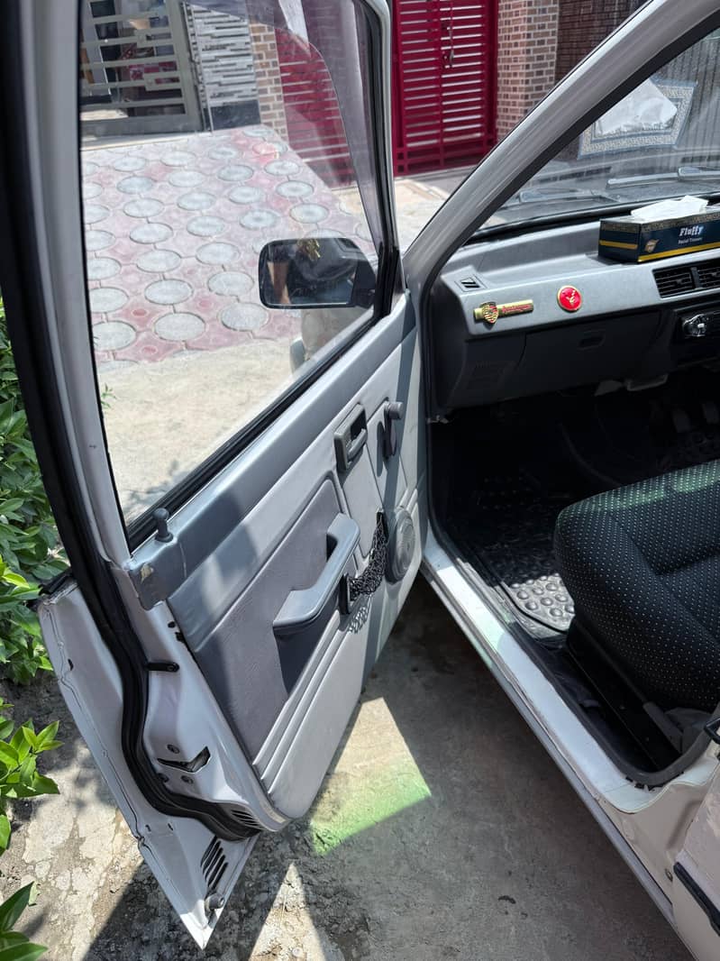 2018 model mehran vx  converted to vxr ac installed 1 piece touching 5