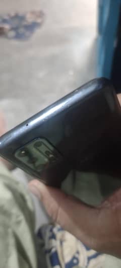 . Moto g stiylo  4 gb  128 gb