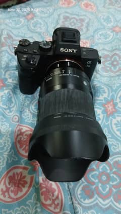 For sale A7iii & sigma 35mm 1.4 lense