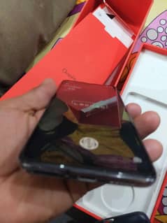 OnePlus 7t for sale billkul ok phone hai mian khud UK sy ly k Aya tha