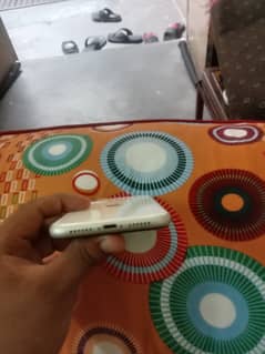 iPhone 11jv battery health 83 condition 10/9.5 all of original