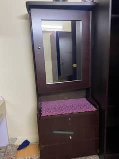 2 almari  and 1 dressing table new