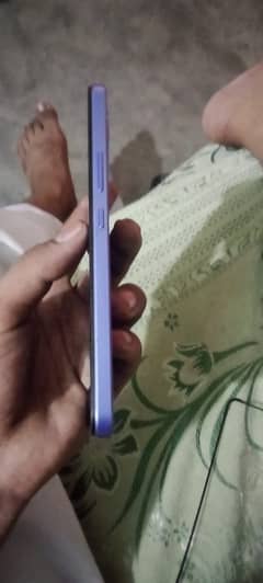 All ok 4/64gb  with box and charger