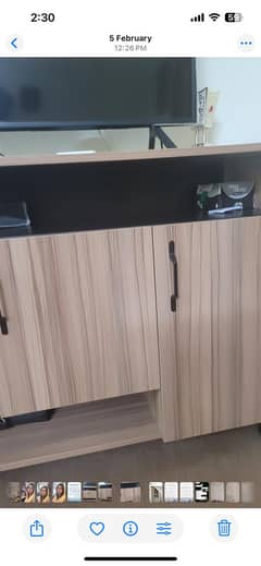 Tv console