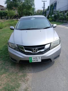 Honda city 2018 model lahore registered