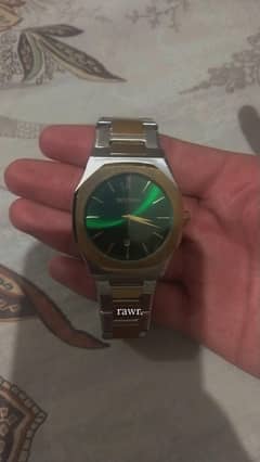 men watch