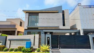Investors Should Sale This Prime Location House Located Ideally In Bankers Avenue Cooperative Housing Society