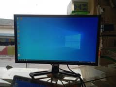 Computer i3 4th generation with led