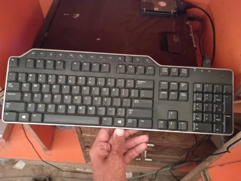 Computer i3 4th generation with led 7