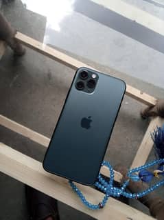 Iphone 11 pro factory unlocked  Non pta