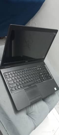 No display Dell Precision 3520 Gaming laptop