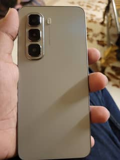 Infinix hot 50 pro with box and charger  8 128