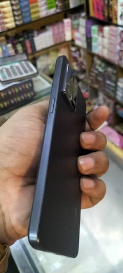21 pro 8 128