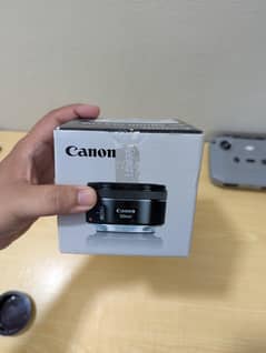 canon 50mm lens/ f1.8