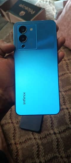 Infinix Note 12