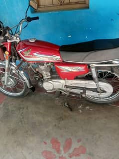 Honda CG125 Red Color 10/10 Condition  Contact . 03453103100